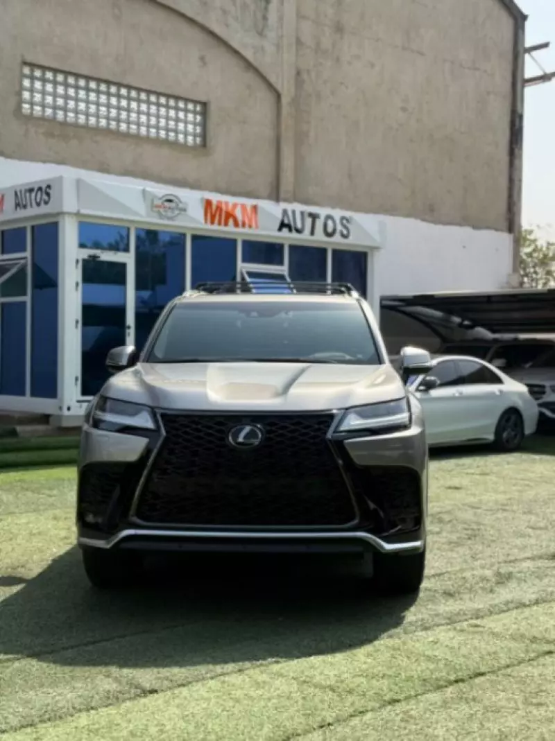 Lexus LX 600 - 2023