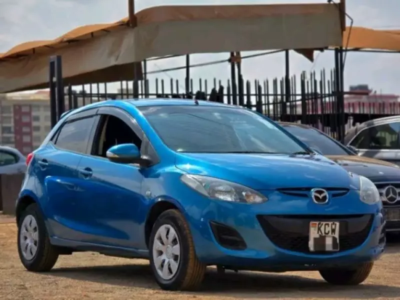 Mazda Demio   - 2013