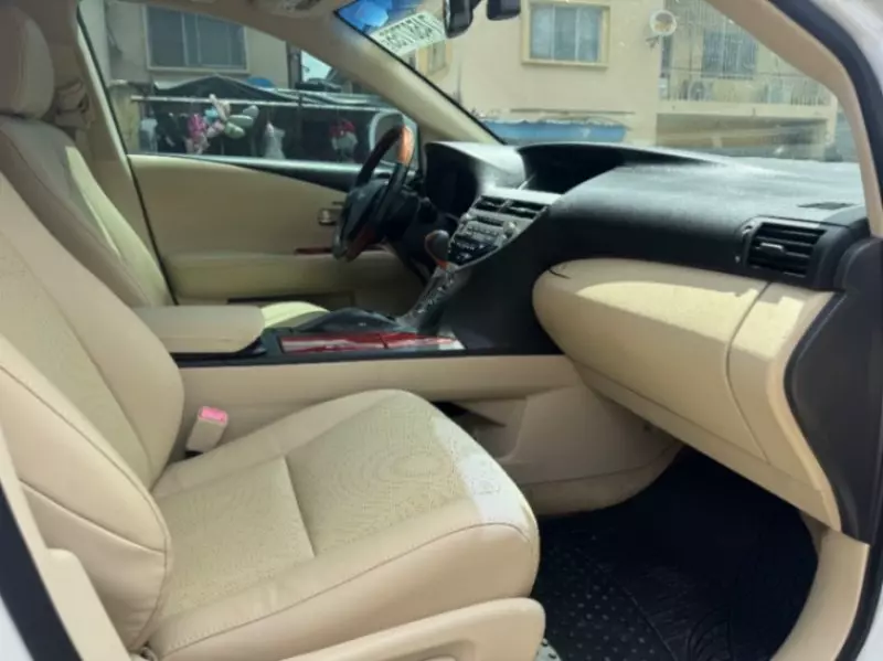 Lexus RX 350L   - 2012
