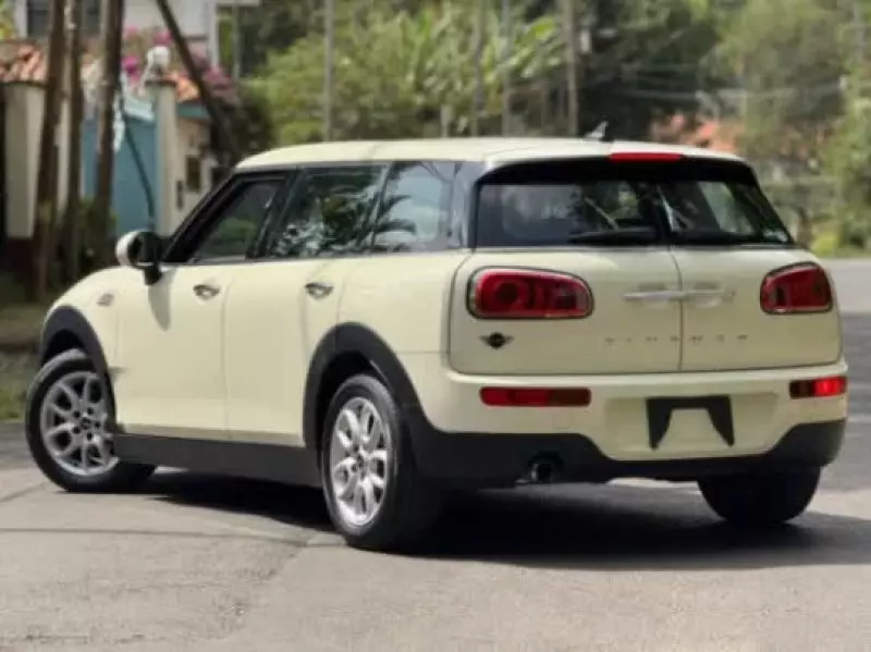 MINI Cooper Clubman   - 2019