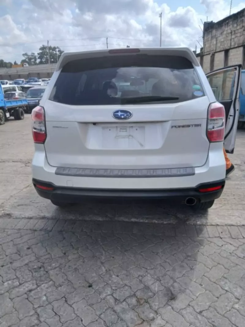 Subaru Forester   - 2014