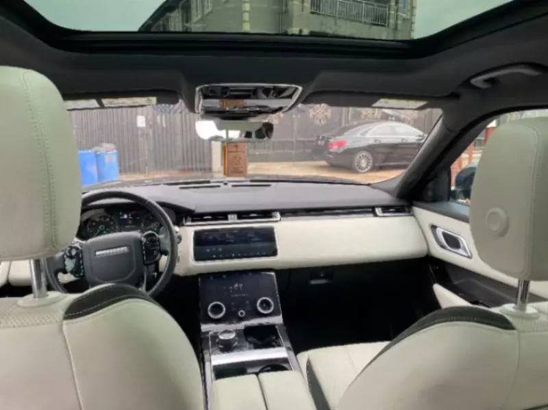 Land Rover Range Rover Velar   - 2020