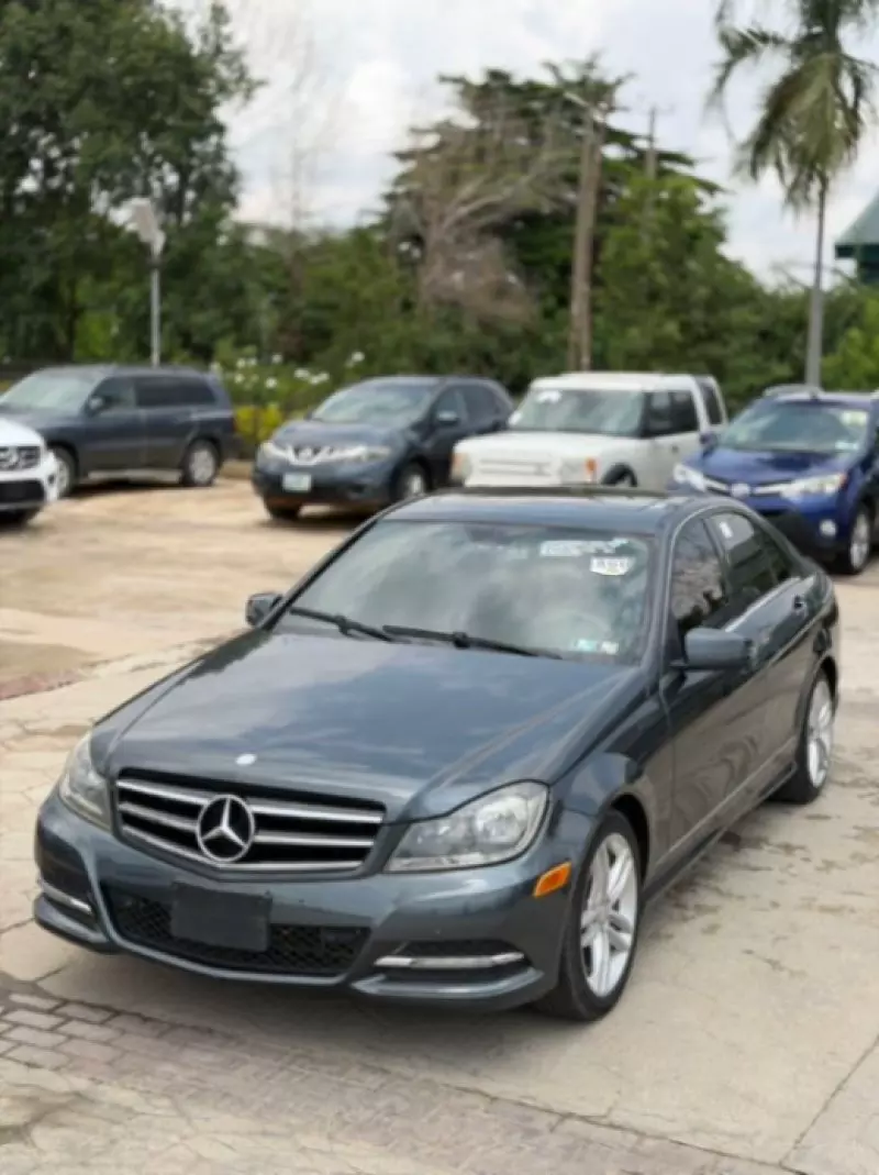 Mercedes-Benz C-Class   - 2013