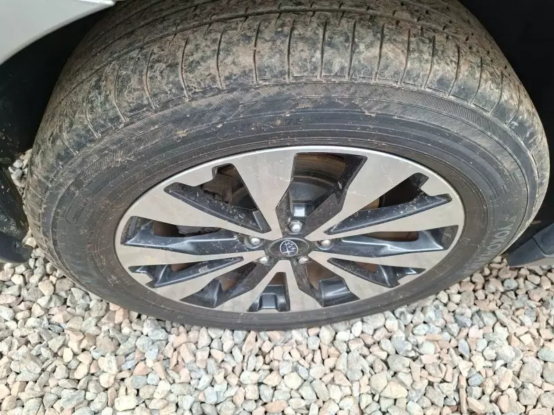 Subaru Outback   - 2015