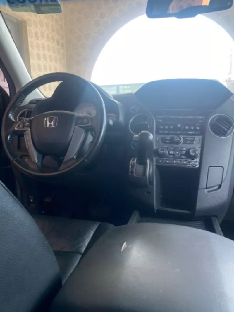 Honda Pilot   - 2012