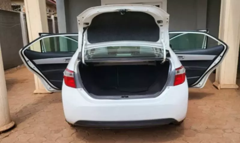Toyota Corolla   - 2015