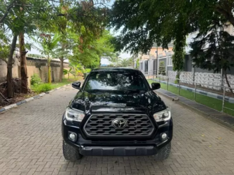 Toyota Tacoma   - 2021