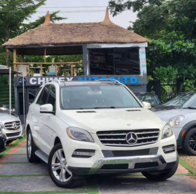 Mercedes-Benz ML 350   - 2012