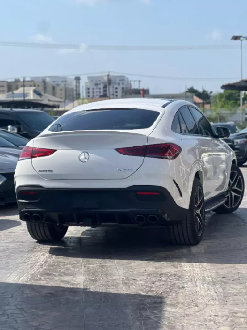 Mercedes-Benz GLE-Class   - 2022