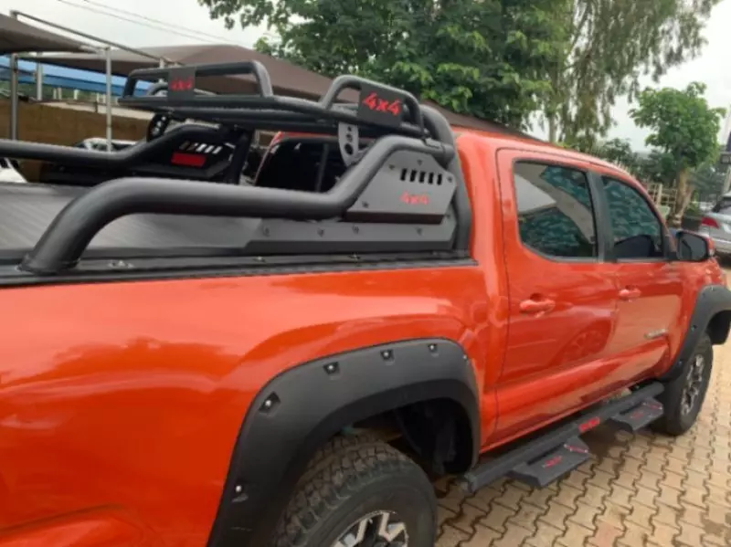 Toyota Tacoma   - 2016