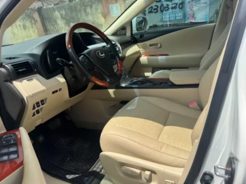 Lexus RX 350L   - 2012