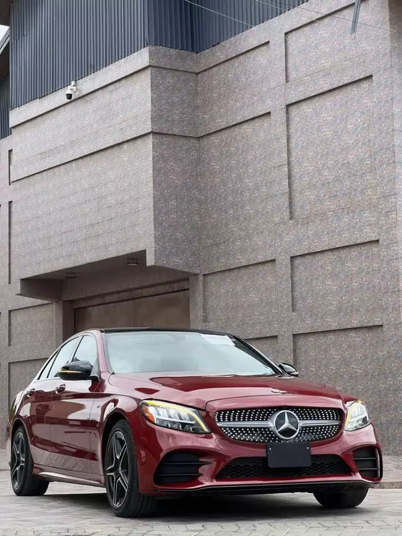 Mercedes-Benz C 300   - 2020