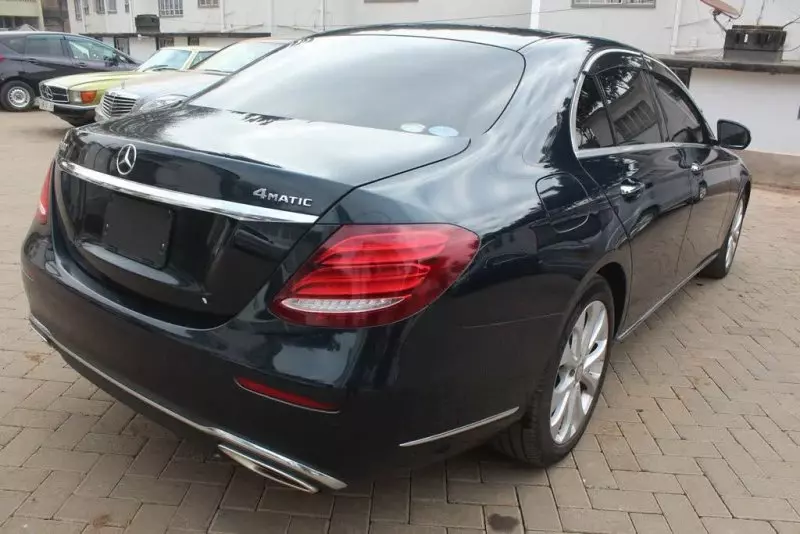 Mercedes-Benz E 400   - 2017