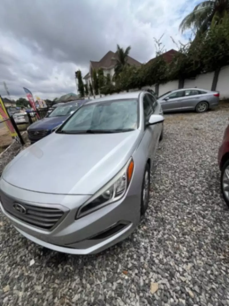 Hyundai Sonata - 2015