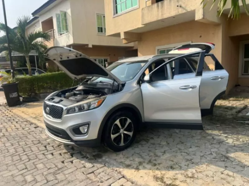KIA Sorento   - 2016