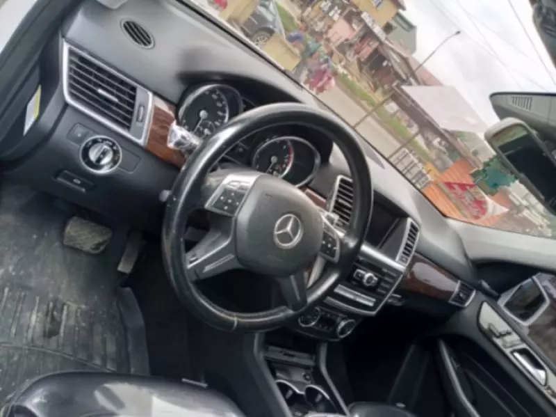 Mercedes-Benz ML 350   - 2013