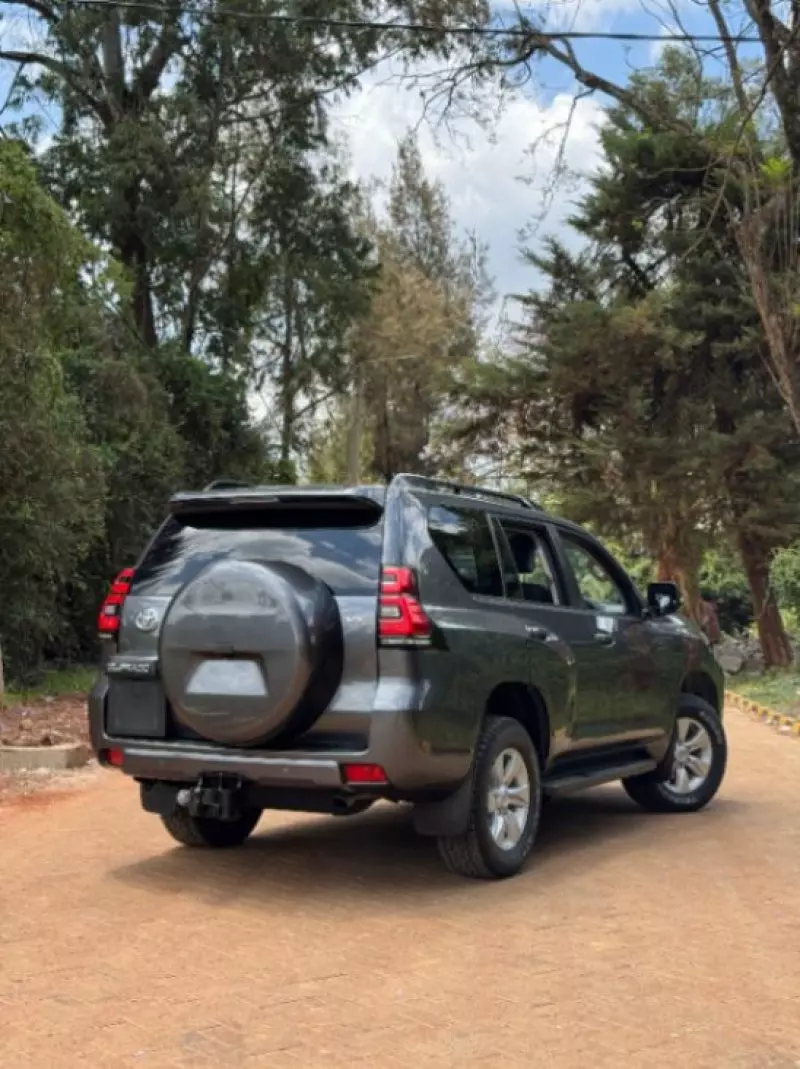 Toyota Landcruiser Prado   - 2018