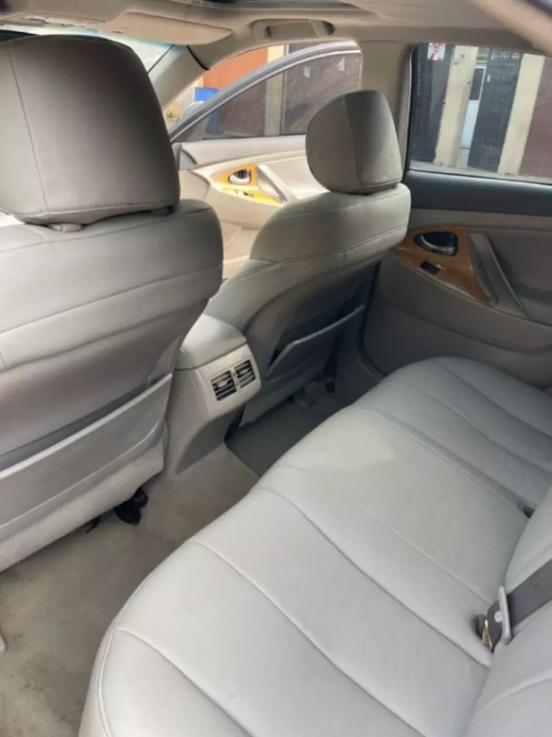 Toyota Camry   - 2008