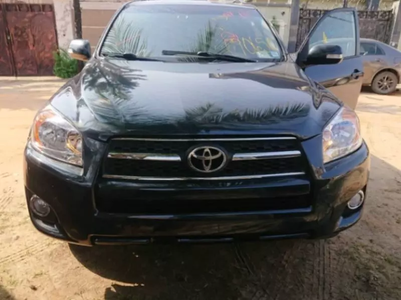 Toyota Rav4   - 2014
