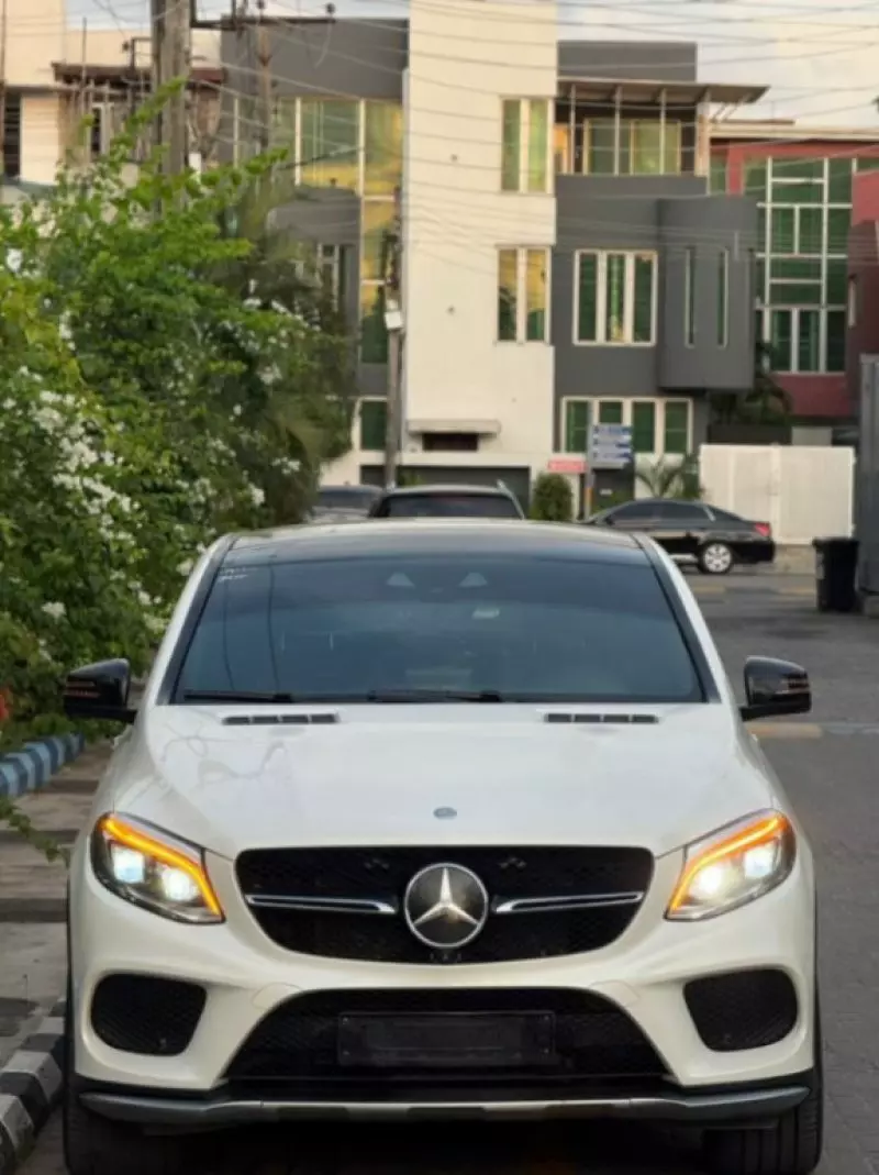 Mercedes-Benz GLE 43 AMG   - 2017