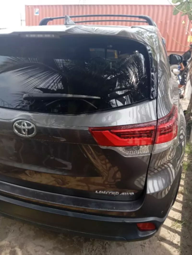 Toyota Highlander - 2015