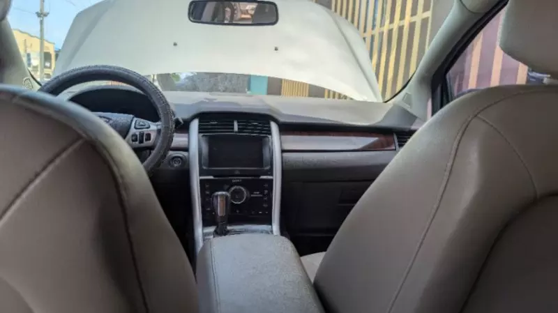 Ford Edge 3.5L    - 2012