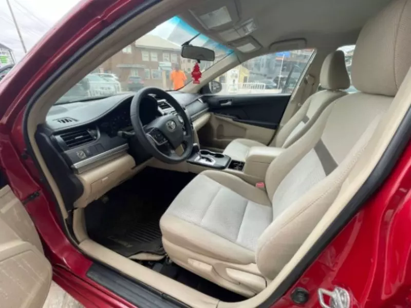 TOYOTA Camry   - 2012