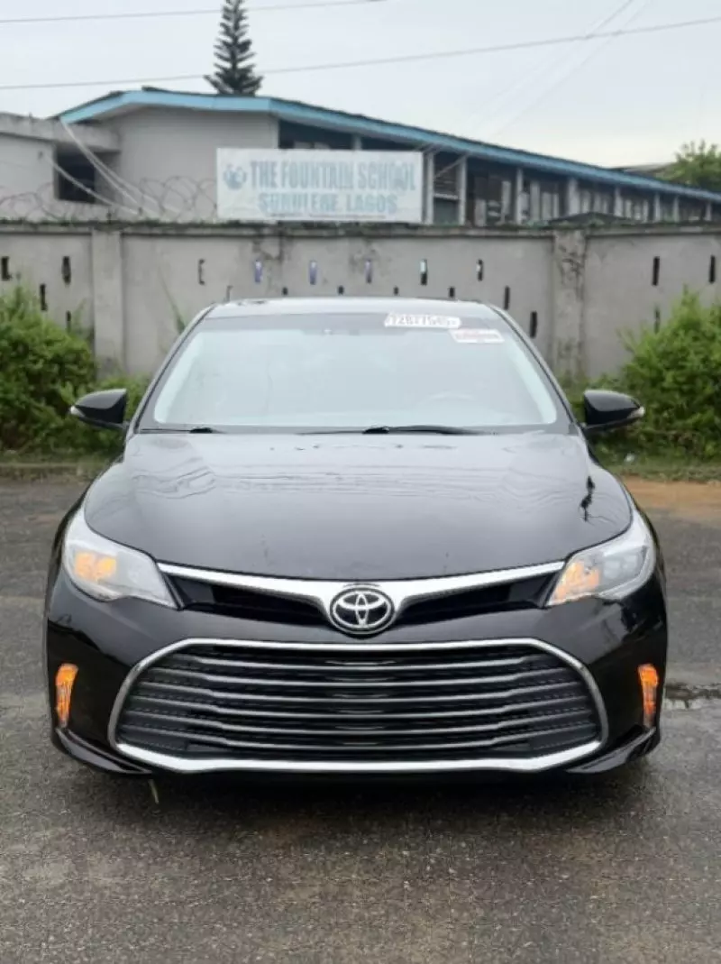 TOYOTA Avalon - 2013