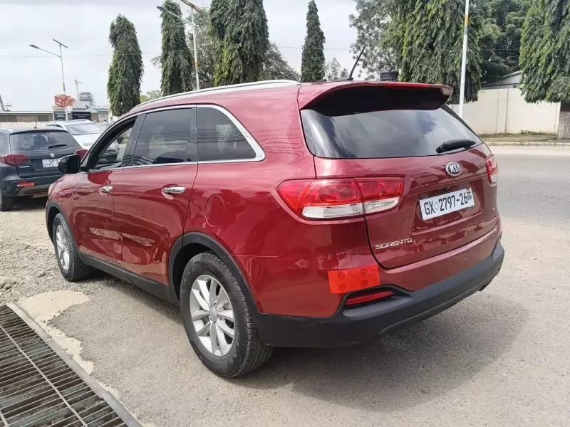 KIA Sorento   - 2016