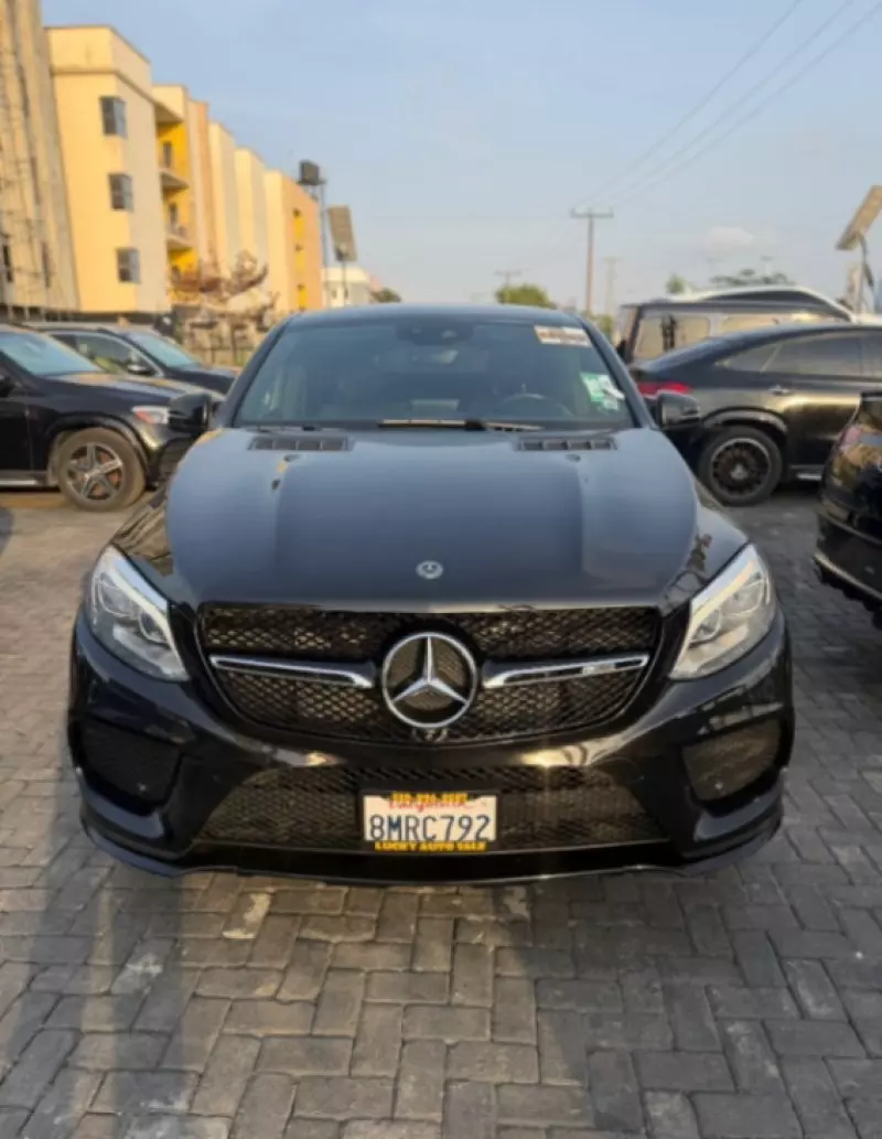 Mercedes-Benz GLE-Class   - 2018
