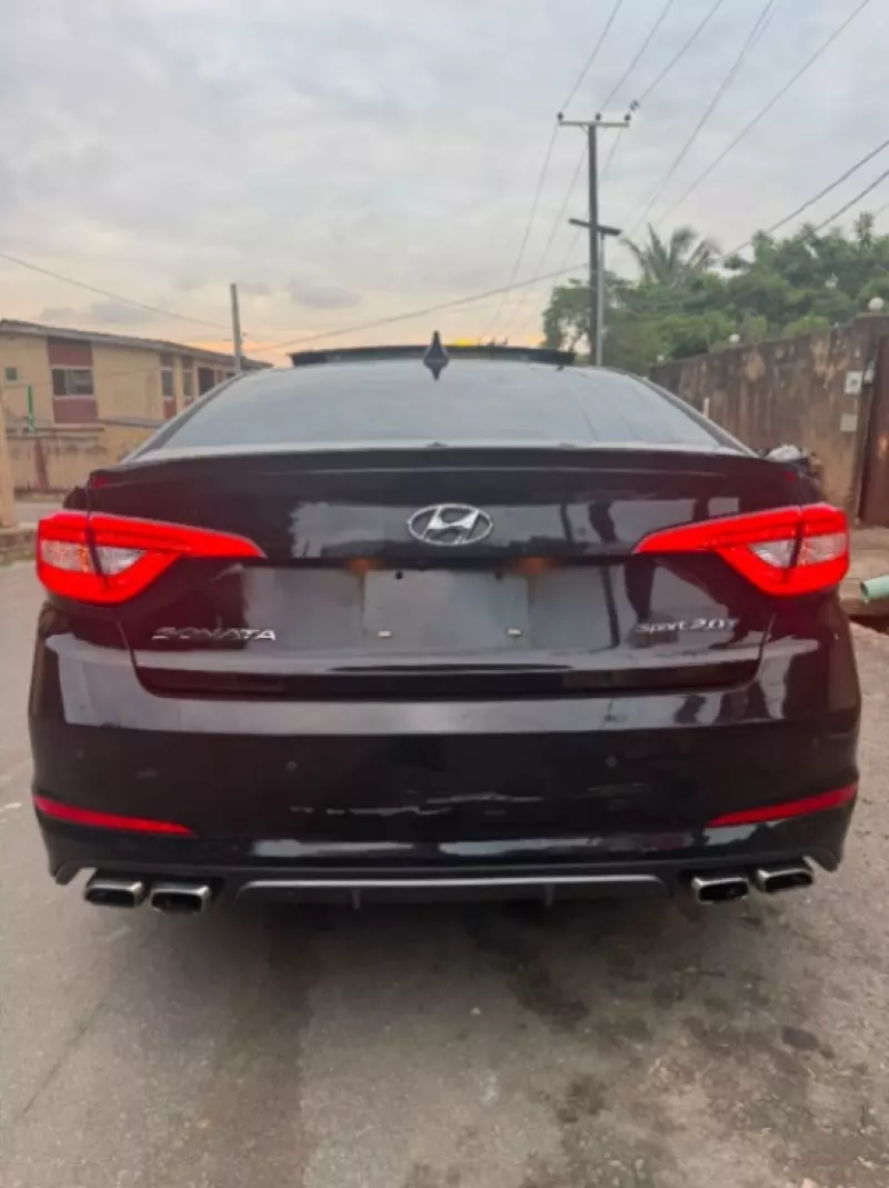 Hyundai Sonata - 2015