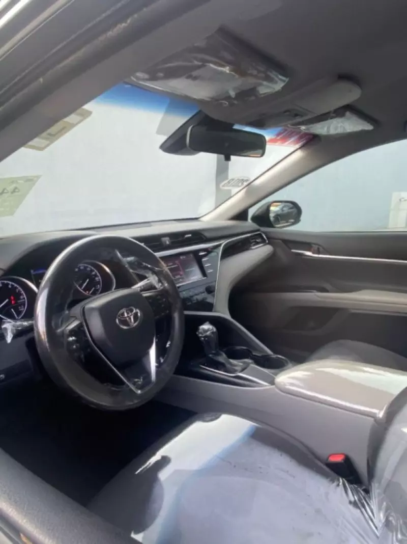 Toyota Camry   - 2018