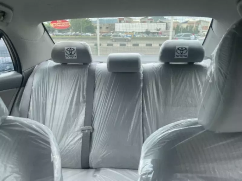 TOYOTA Corolla   - 2010