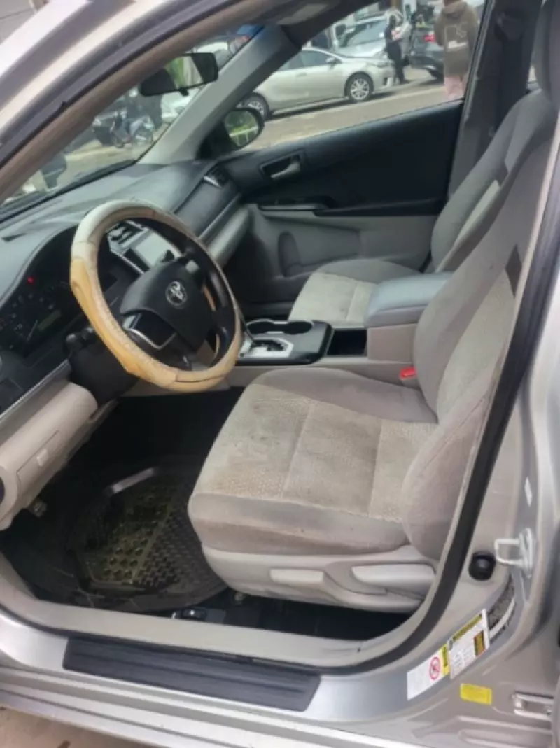 Toyota Camry   - 2010
