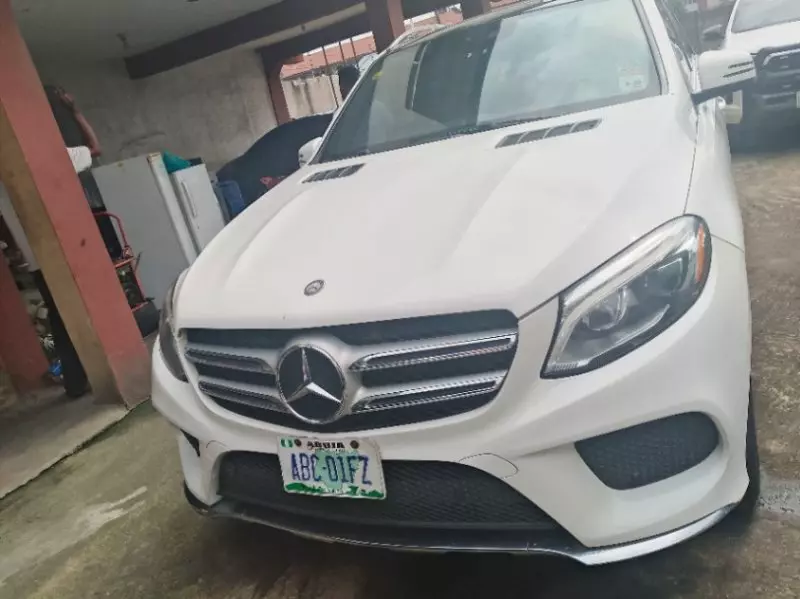 Mercedes-Benz GLE 350   - 2016