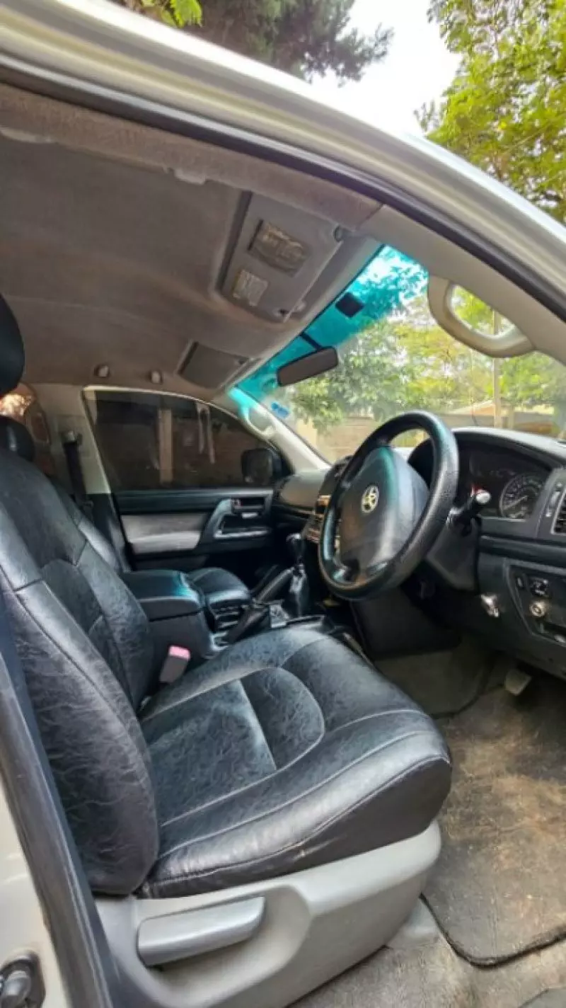 TOYOTA Land Cruiser   - 2009