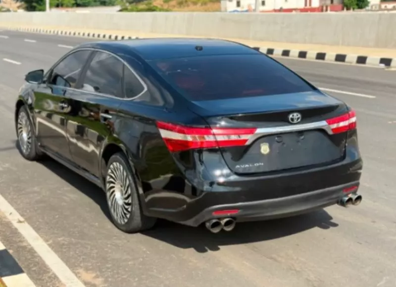 TOYOTA Avalon   - 2014