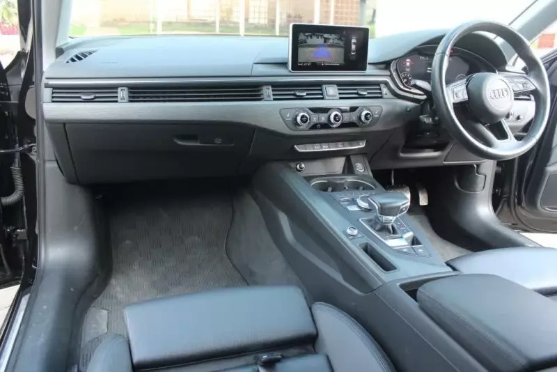 Audi A4   - 2017
