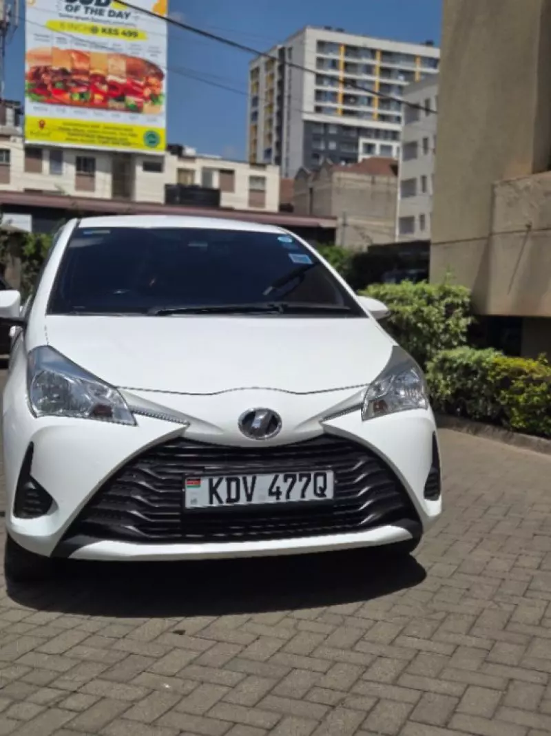 TOYOTA Vitz   - 2018