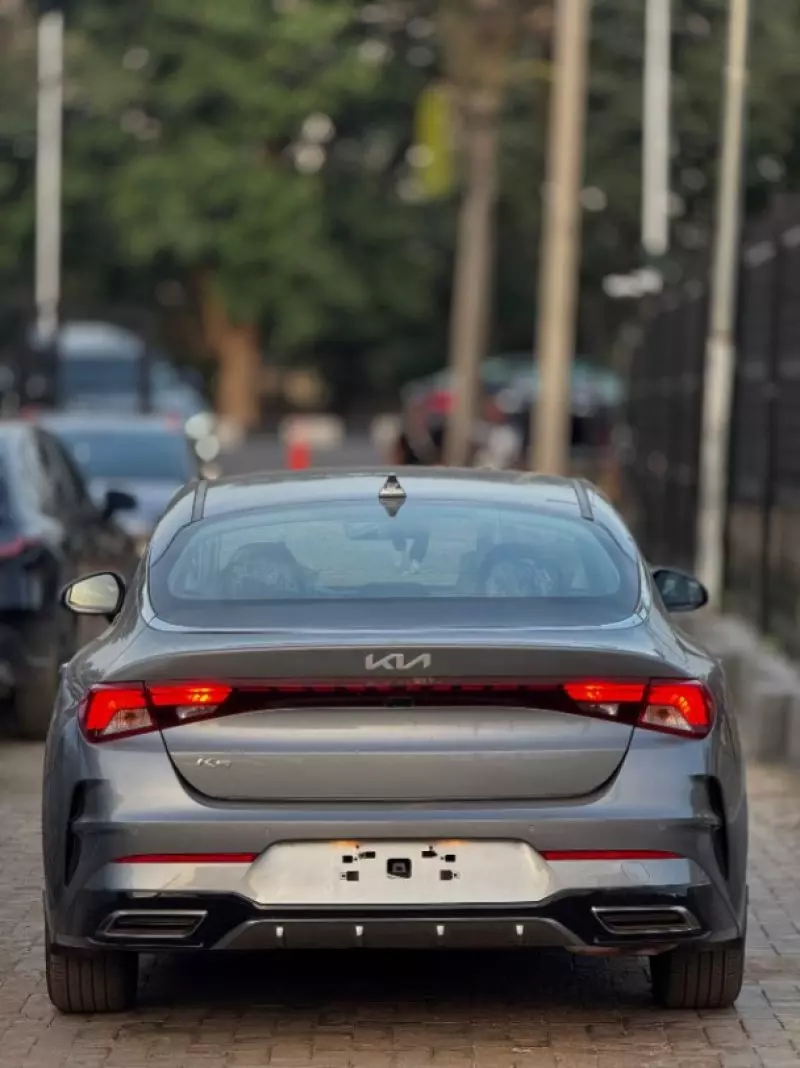 KIA K5   - 2022