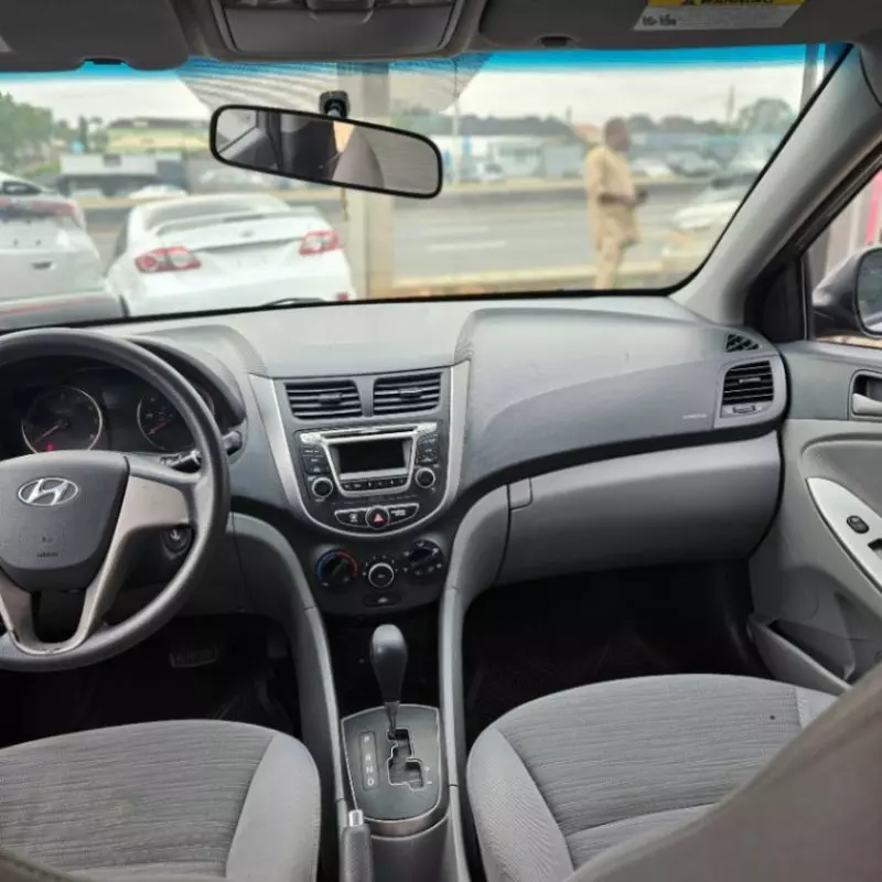 Hyundai Accent   - 2015