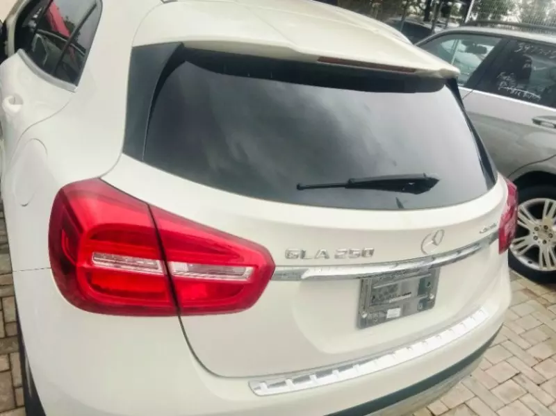 Mercedes-Benz GLA-Class - 2015