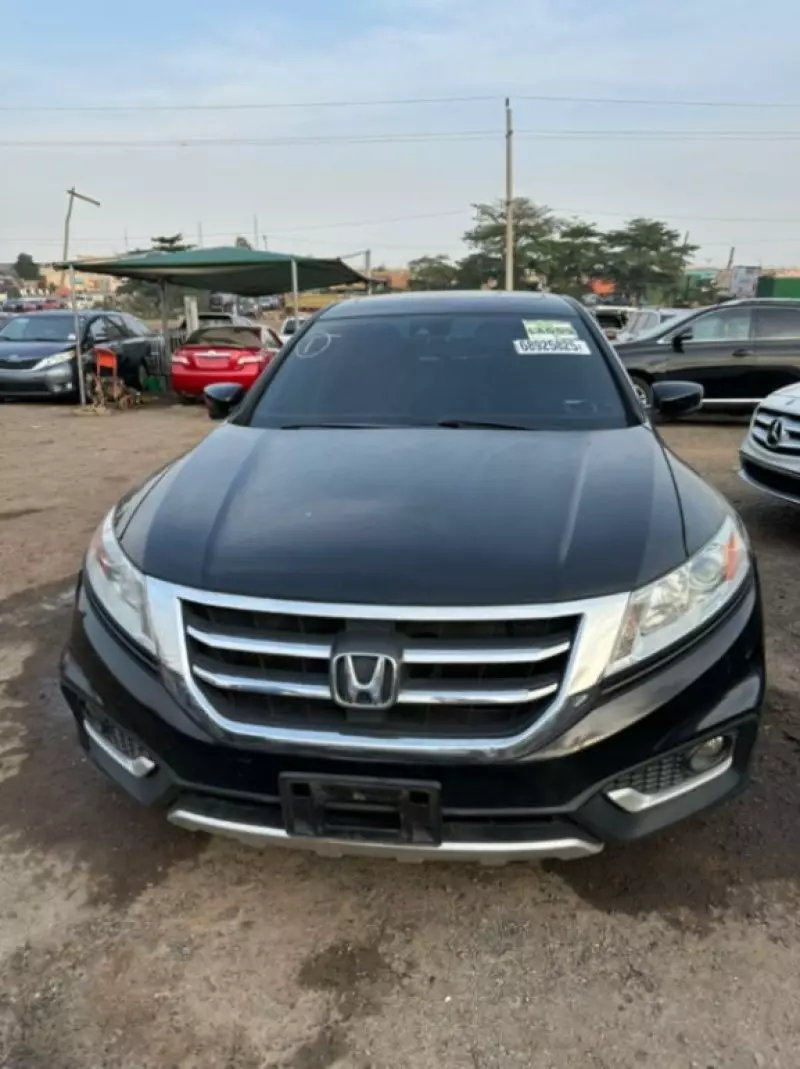 Honda Crosstour   - 2013