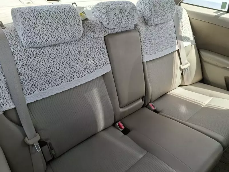 Toyota Premio    - 2011