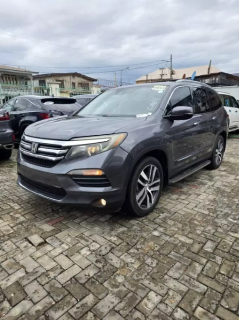 Honda Pilot   - 2018