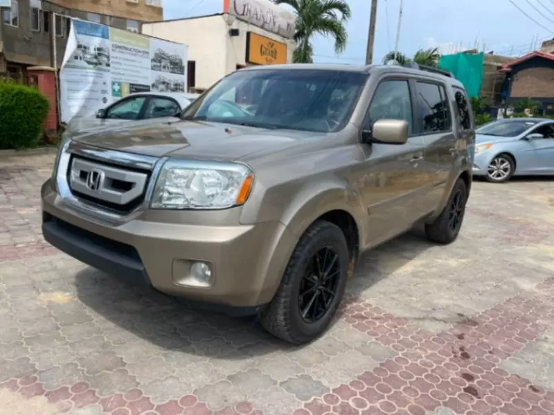Honda Pilot - 2011