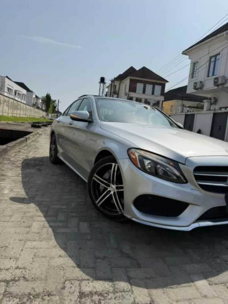 Mercedes-Benz C 300   - 2015