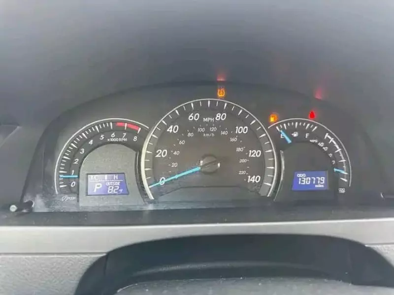 TOYOTA Camry   - 2014