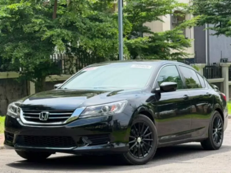 Honda Accord   - 2015