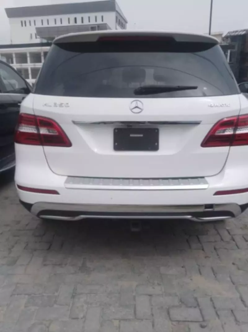 Mercedes-Benz ML-Class   - 2015